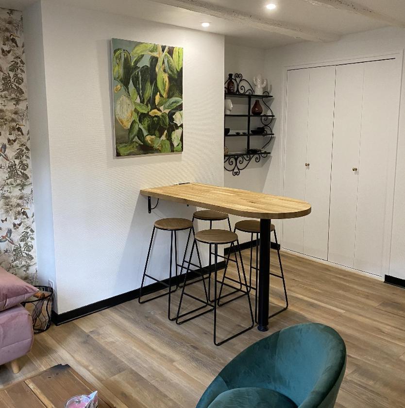 Studio De Charme Au Coeur De Vannes - 3 Pers ภายนอก รูปภาพ